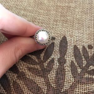 Pearl ring